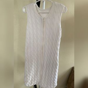 White zippered sleep sack